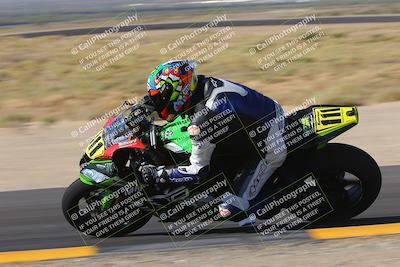 media/Oct-08-2022-SoCal Trackdays (Sat) [[1fc3beec89]]/Turn 9 Inside (10am)/